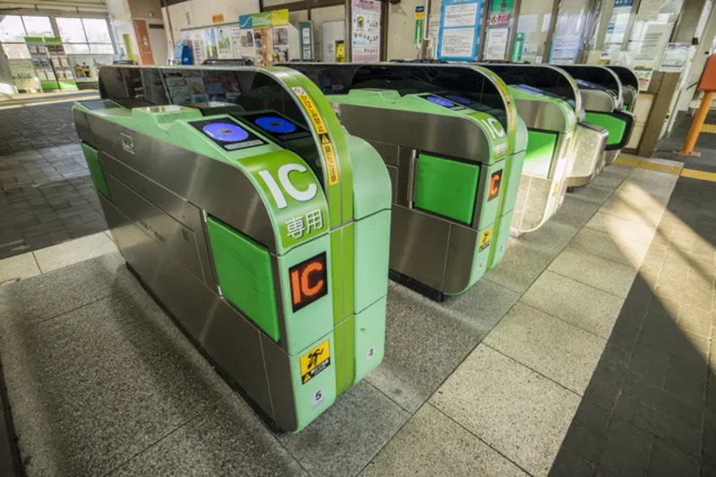 JR東日本】Suicaなどの交通系ICカードでの改札機の通り方を解説 | JRE
