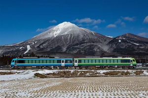 JR東日本の観光列車SATONOとは？大きな車窓や運転日・区間などをご紹介！