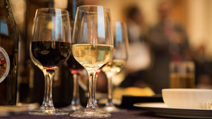 ワインに賞味期限はある？ない？飲み頃や保管方法とともに解説｜一度は味わいたい厳選3種も