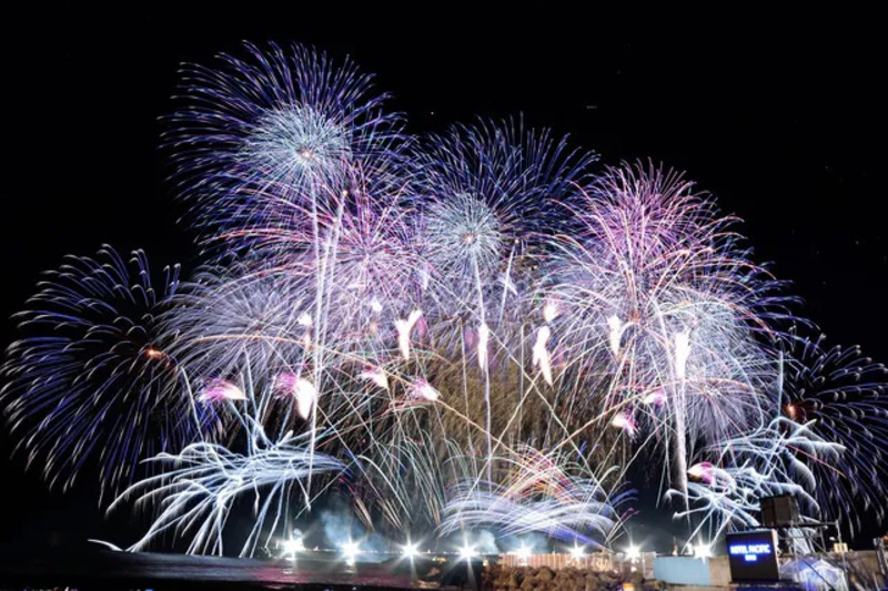 神奈川 花火 サザンビーチちがさき花火大会
