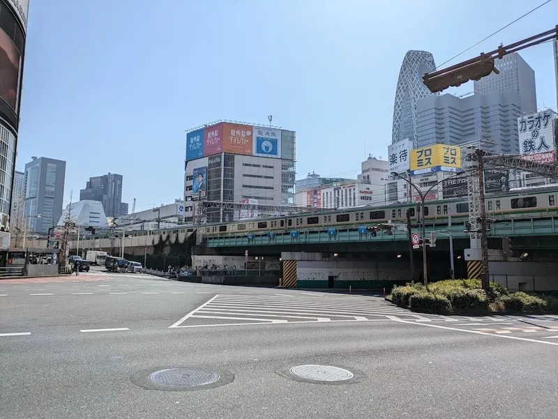 西武新宿駅付近