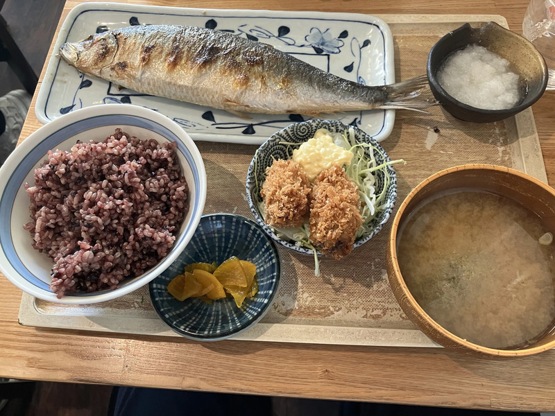 「佰年食堂 太助」のニシンの塩焼き定食