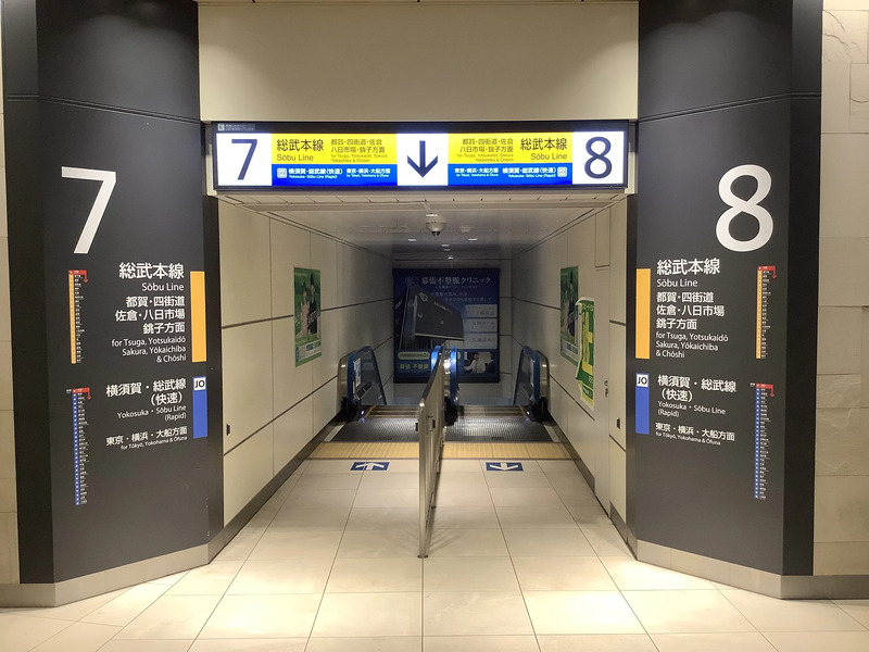 千葉駅改札内7・8番線エスカレーター