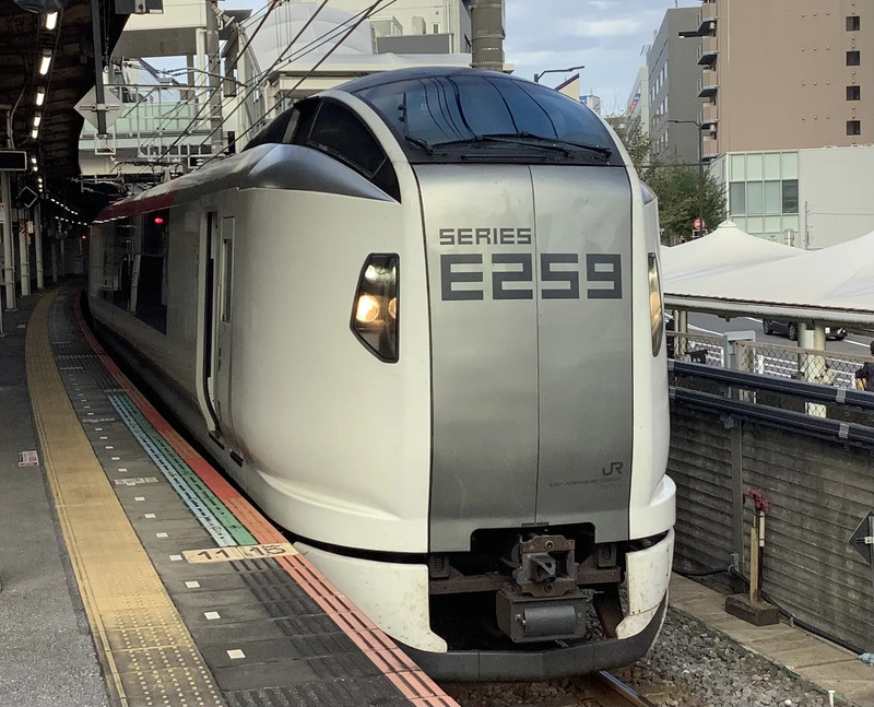 JR東日本E259系電車