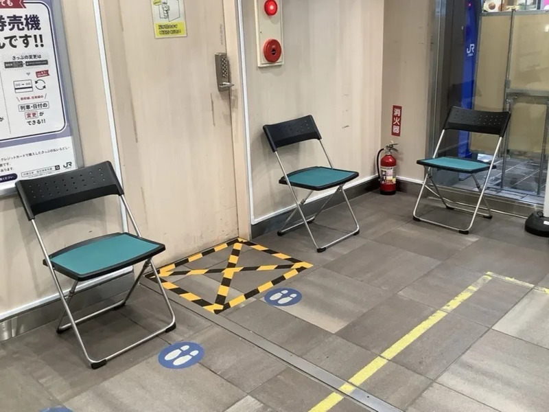 椅子もご用意しております
