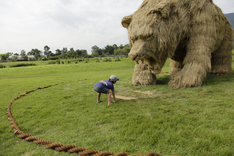 わらアートまつり「はっけよい」(画像提供：新潟市西蒲区)