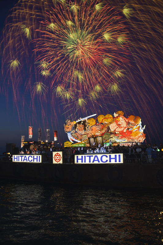 青森ねぶた海上運行