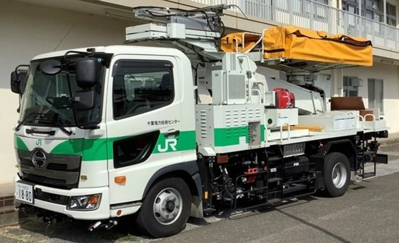 軌陸車