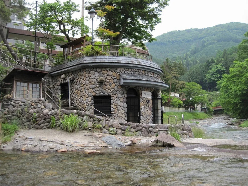 河原の湯休憩所