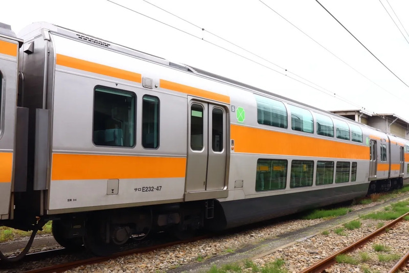 中央線快速、青梅線（一部列車除く）に導入されたグリーン車