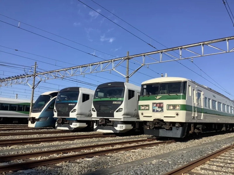 朝活サマー  サフィール踊り子  E261系  検修庫 東大宮操車場  撮影会  