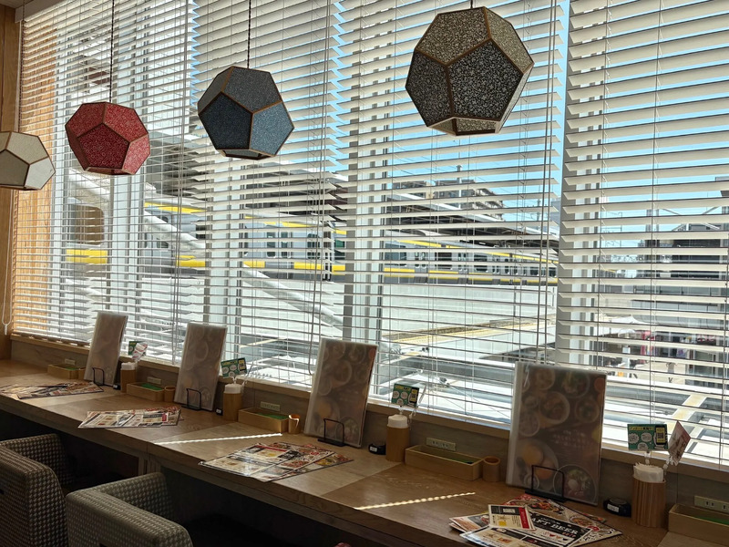 チャワン　窓からの眺め