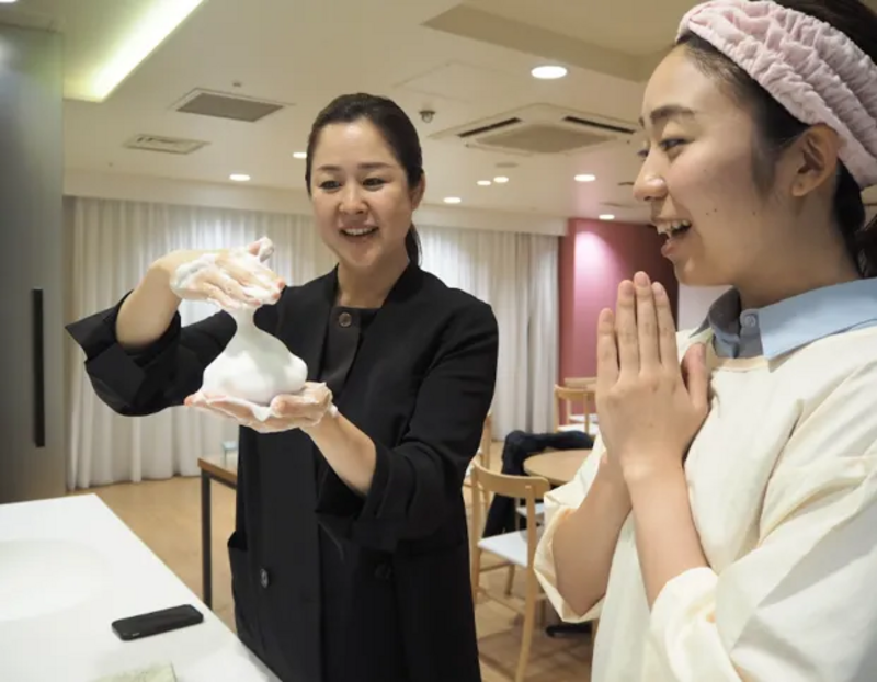 泡をつくる様子