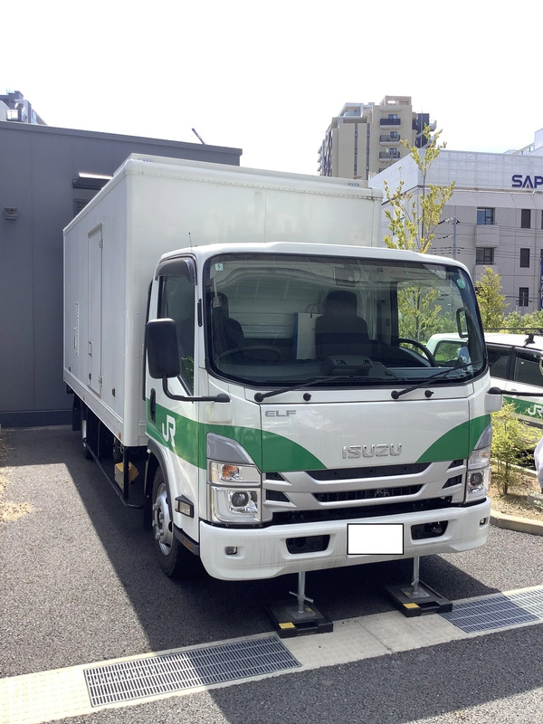 実際に使用されている移動電源車