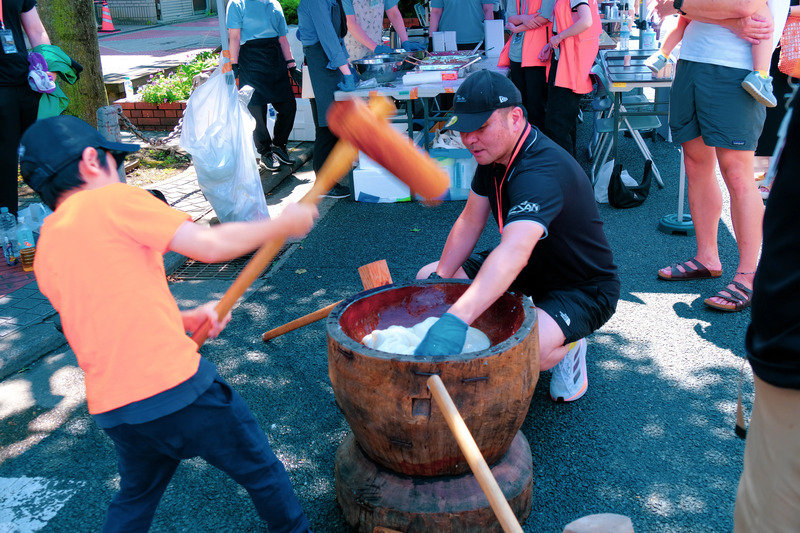 盛岡駅前開運ホコテン,盛岡 ホコテン,盛岡 イベント,盛岡駅,盛岡駅 イベント,盛岡駅 ホコテン,もちつき,餅,餅のふるまい,