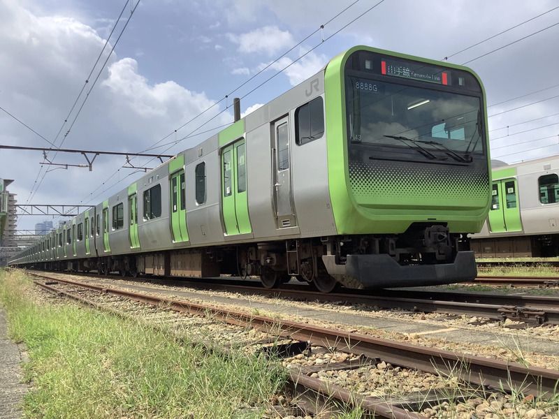 池袋駅構内の山手線 豊島区ふるさと納税返礼品