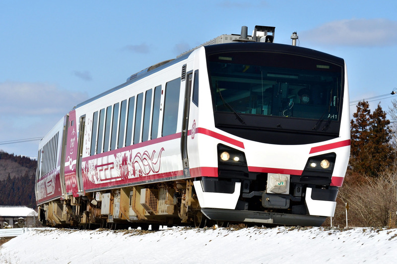 釜石線内を走るひなび(陽旅)