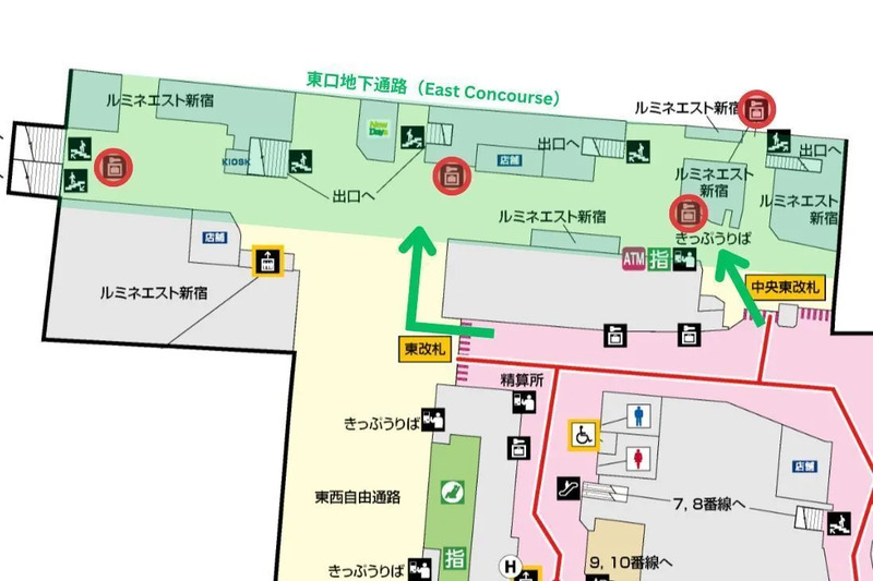 新宿駅 東口地下通路 コインロッカー