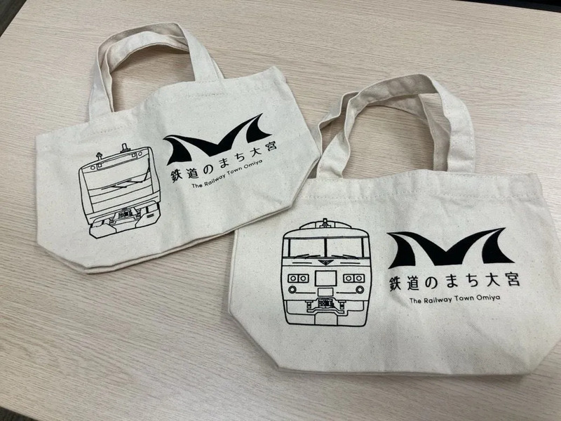 ワークショップ トートバッグ E233 185系