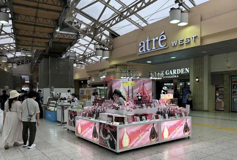 上野駅中央改札前でのマルシェ