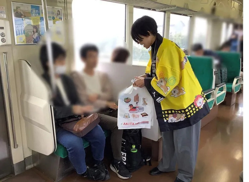 紅葉号 車内おもてなし