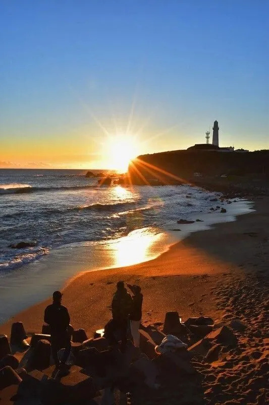 君ヶ浜から臨む銚子の初日の出（提供：銚子市）