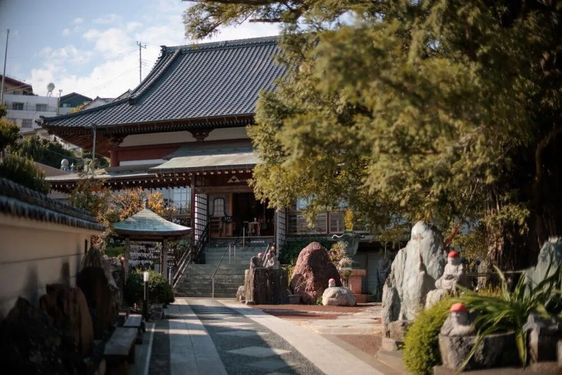 済廣寺（かや寺）
