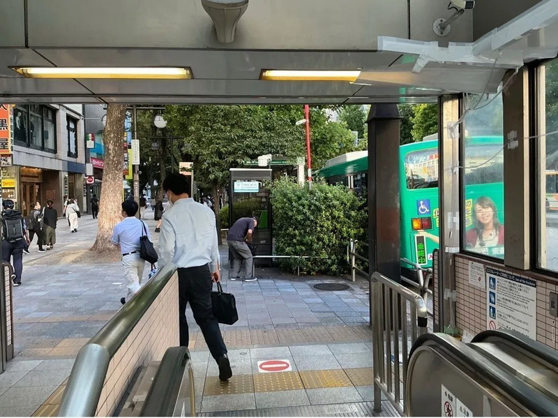 池袋駅中央1改札からサンシャインシティの行き方
