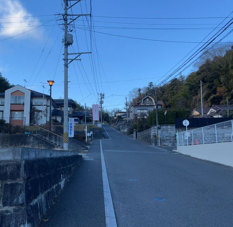 急勾配の久保丁坂