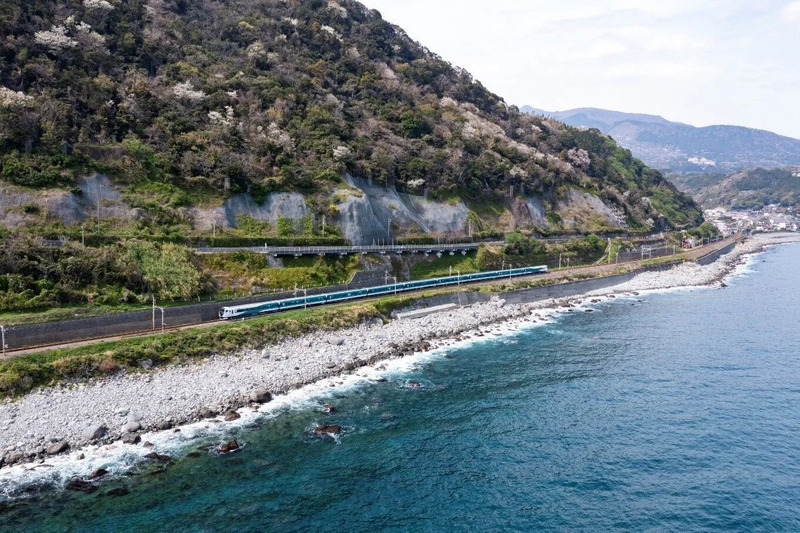 特急「踊り子」,伊豆,熱海,伊豆・熱海