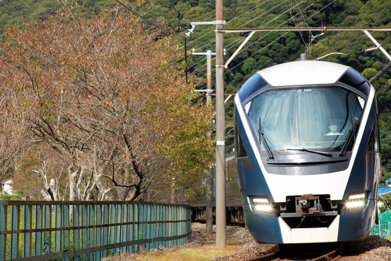 サフィール踊り子号