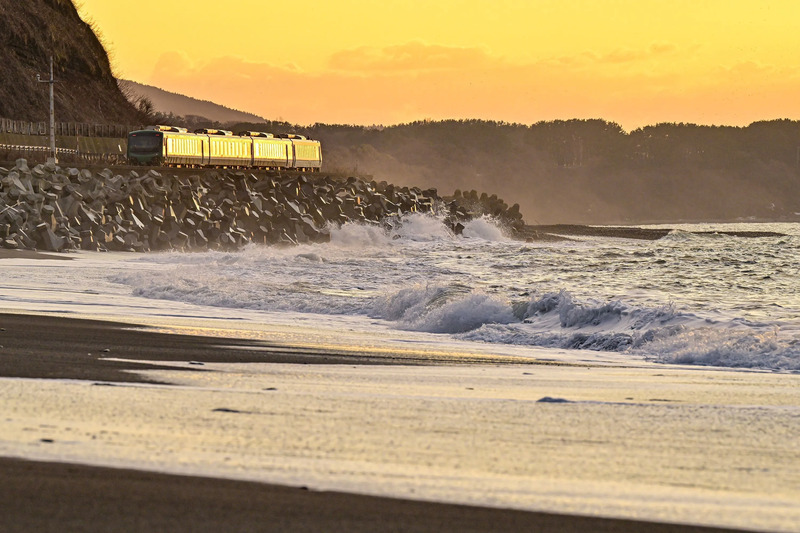 リゾートしらかみ日本海