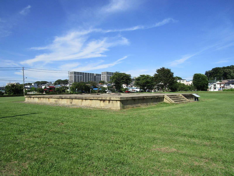 史跡相模国分寺跡（塔基壇）