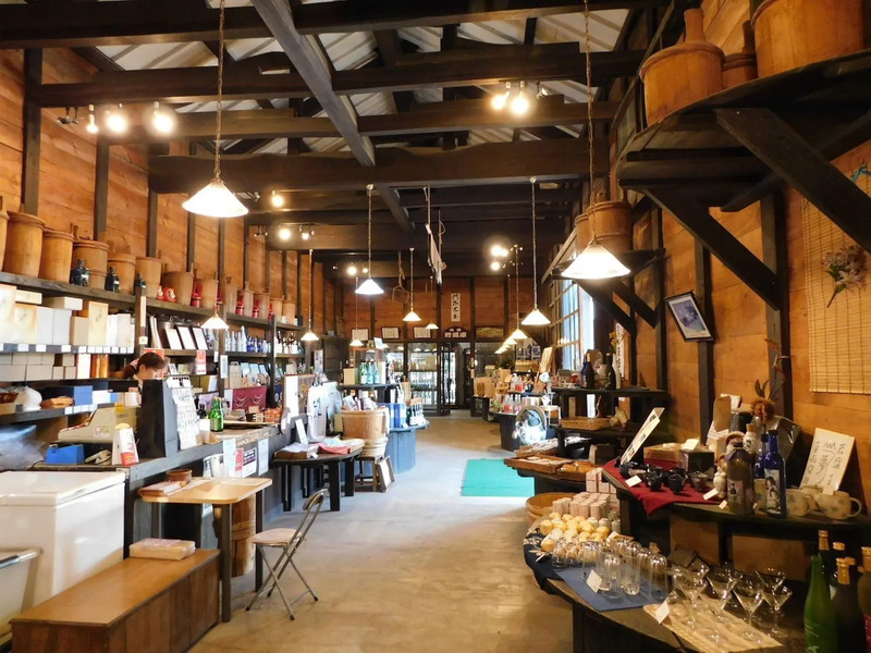 西堀酒造の内観