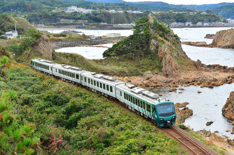 五能線リゾートしらかみ