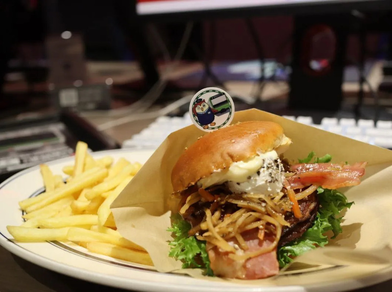 【第2弾】山手線環状運転100周年限定「袋バーガー