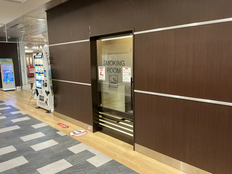 フェザン本館B1喫煙所