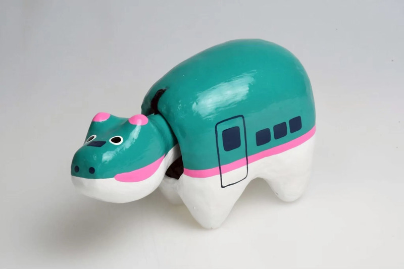 新幹線E5系赤べこ