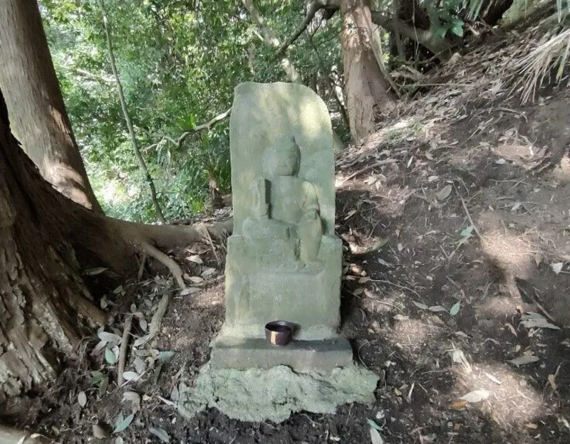 神明谷戸お滝様