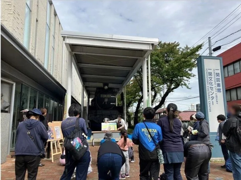 絵本読み聞かせの様子