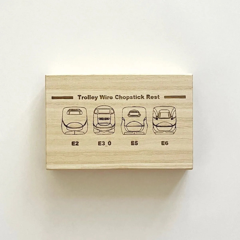 オリジナルデザインを刻印した桐箱でお届けします