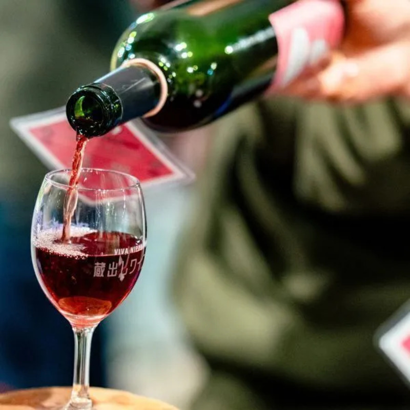 専用グラスでの試飲