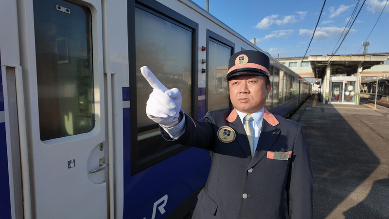 シュクラ乗務員