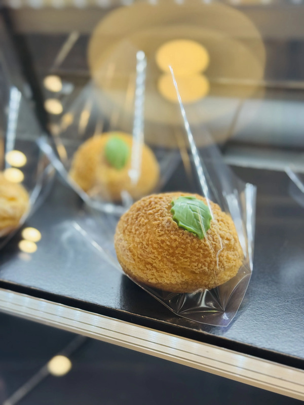 湯河原みかんシュークリーム