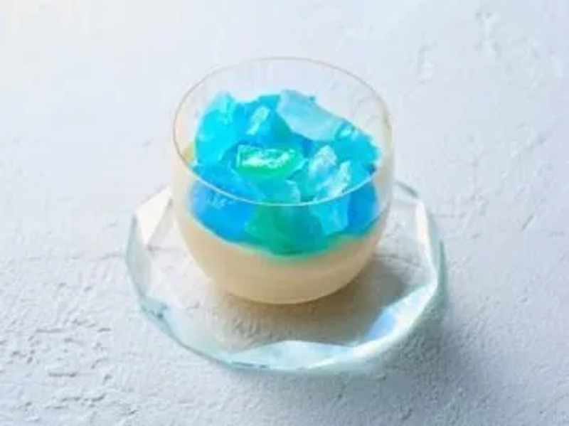 エキュート大宮とエキュート品川で開催される初夏スイーツフェアのイメージビジュアル