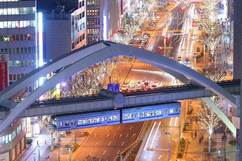 千葉都市モノレールと千葉の夜景