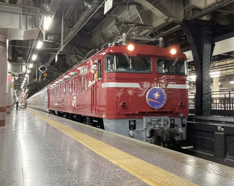 ち*よ様 【早いもの勝ち】 JRＥ26系　寝台特急カシオペア　乗った思い出に 最 さよなら寝台特急カシオペア SL銀河最後の日に見れた思い出 2023.06.11