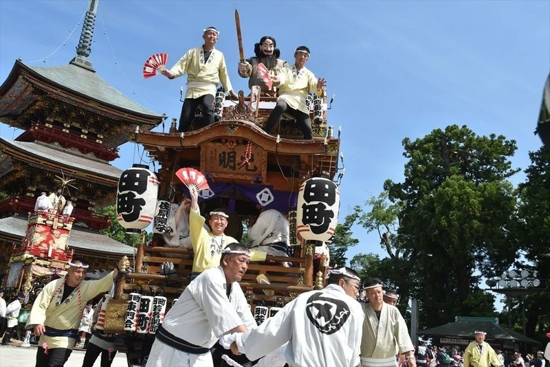 成田祇園祭大本堂前出発
