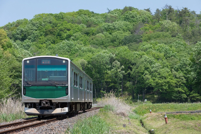 烏山線を走るACCUM