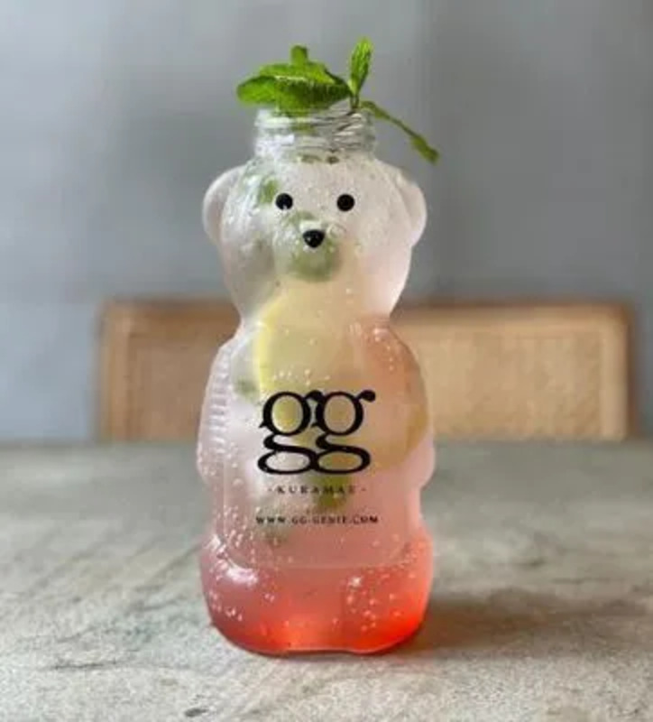 梅コーヒースパークリングとレモネードソーダの爽快ドリンク